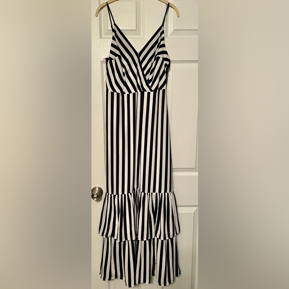 Banana Republic Tiered Maxi Dress, Black and White striped, Size 8.